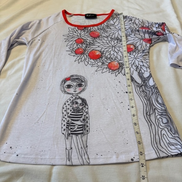 Kaziuki Large Under the Tree Wearable Art Top ~ Modern Artist - Picture 4 of 7